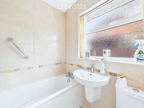 2 bed Semi-Detached Bungalow for sale Image 7