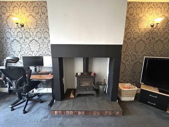 2 bed Terraced for sale Image 5