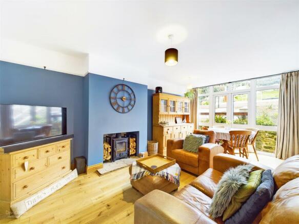 Sitting/Dining Room