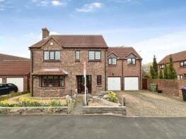 3 Dychwelyd, Bennington Close, Newark NG23 5HA