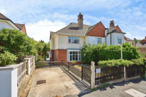 Standen Avenue, Camp Hill, Newport, PO30