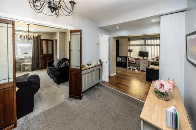 3 bed Semi-Detached for sale Image 6