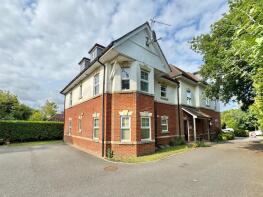 5, 17 Keswick Court, Keswick Road, Bournemouth BH5 1LP