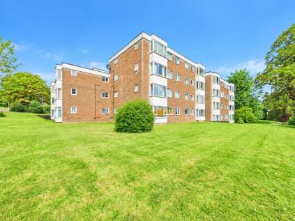 Heath Road, Haywards Heath, RH16