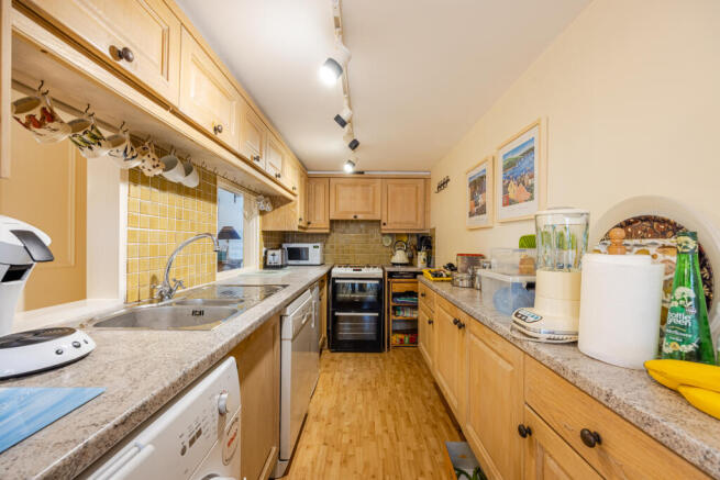 A16 - Chapel Cottage Whitehall Manor Churchstow -