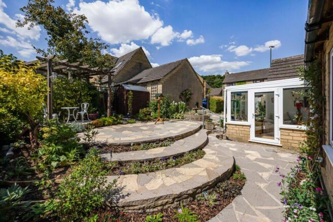 Garden - Summer Time