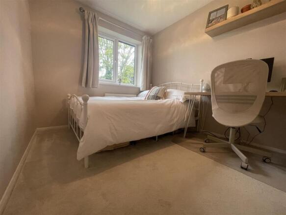 bed 2 2.jpg