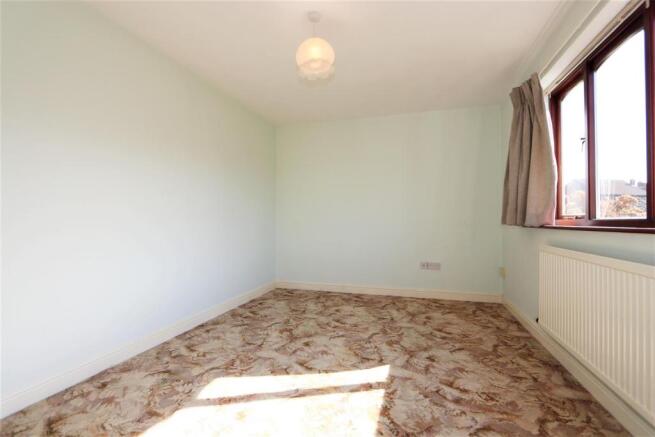 SEPARATE DINING ROOM