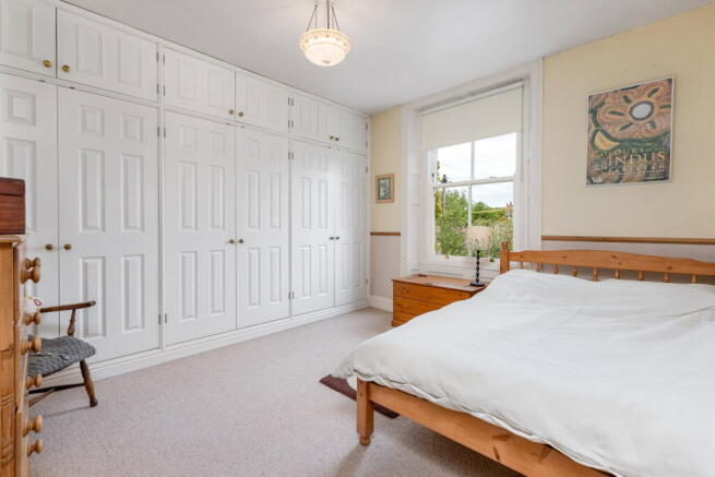 6 bed Village House for sale Image 7