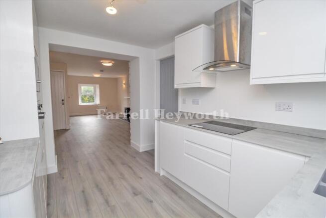 Kitchen with lounge