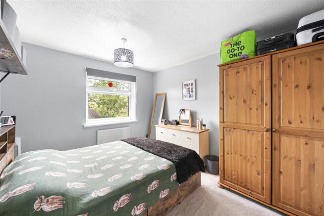 3 bed Terraced for sale Image 5