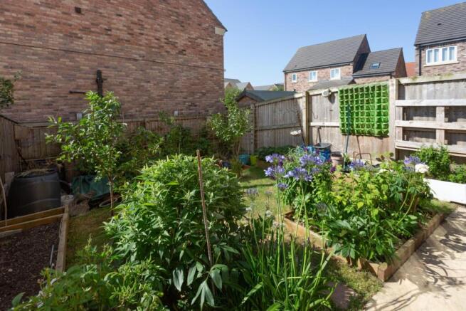 2 bed House for sale Image 6