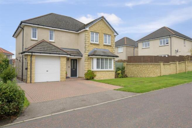 10McGregorCourt003.jpg