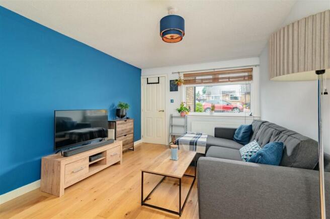 8 Coldstream Drive Dundee-2.jpg