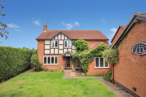 NN10, Tintagel Close, Rushden