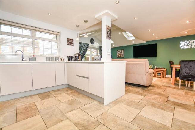 Kitchen/Sitting Room