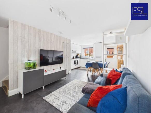 CAM02349G0-PR0146...