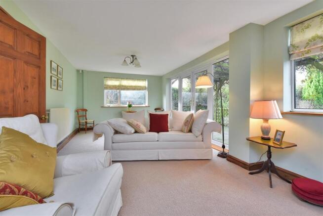 GARDEN ROOM