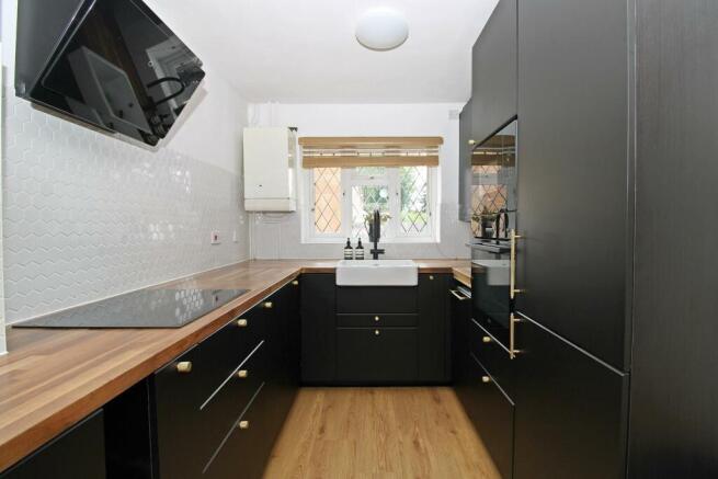 Kitchen/Breakfast Area