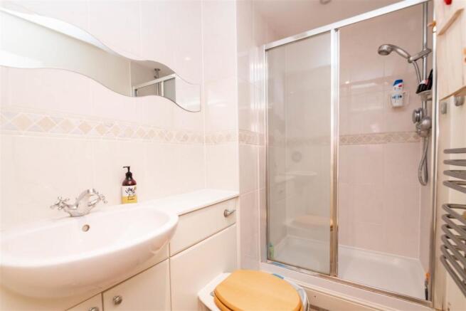 En Suite 2