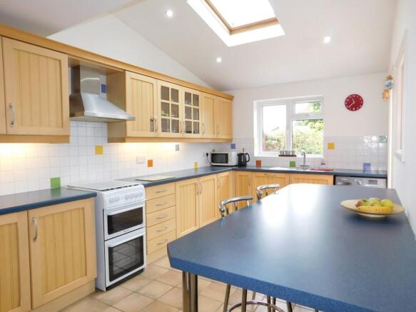 Kitchen/Breakfast...