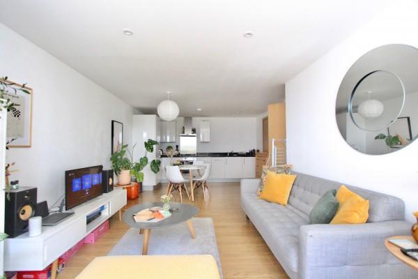 Kitchen/Lounge