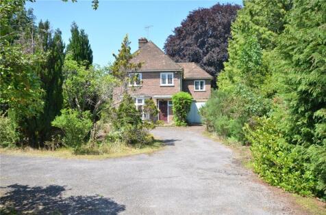 Blighton Lane, The Sands, GU10