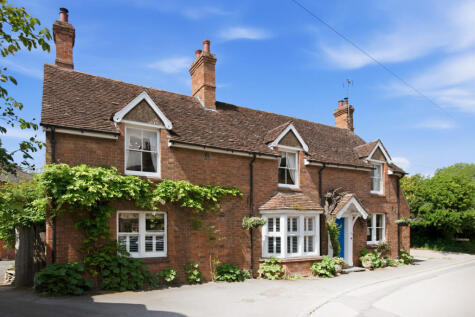Chestnut Square, Wellesbourne, Warwick CV35 9QS