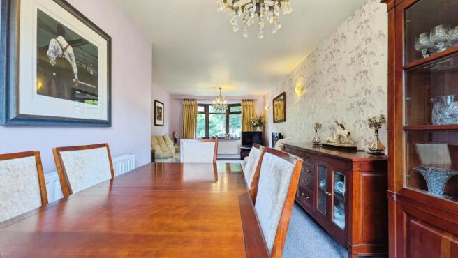 3 bed Terraced for sale Image 4