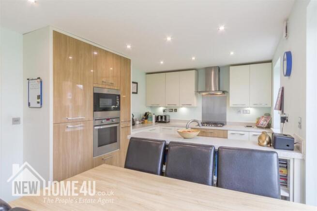 Kitchen / Breakfast / Dining Room