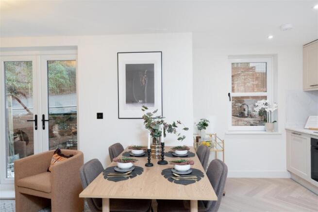 2 bed Apartment for sale Image 9