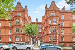 1, Ruskin Mansions, Queen's Club Gardens, London W14 9TN
