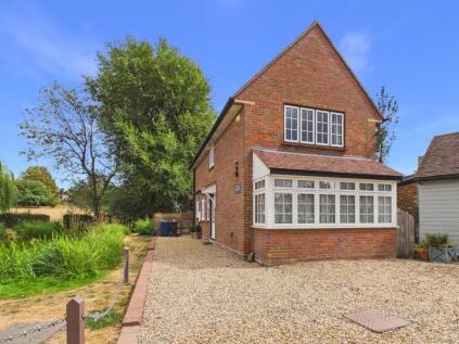 High Street, Chalfont St. Giles, Buckinghamshire, HP8
