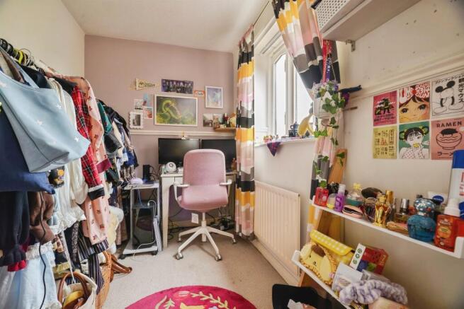 3 bed Terraced for sale Image 11