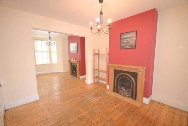 Lounge/Dining Room