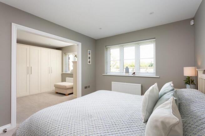 2 bed Detached Bungalow for sale Image 10