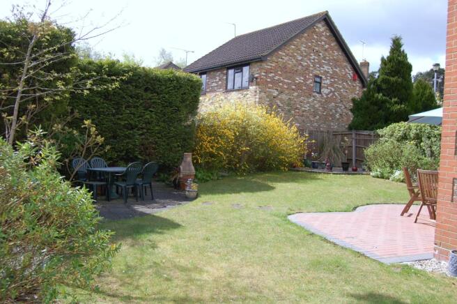 Photo 12