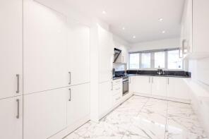 56, Glendale Avenue, Edgware HA8 8HH