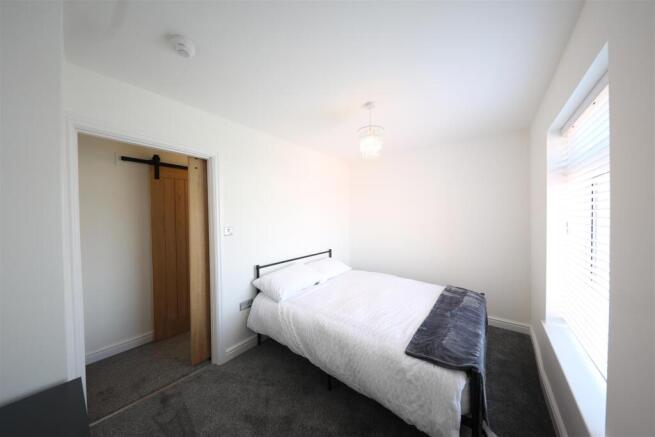 2 bed Terraced for sale Image 10