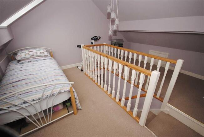 ATTIC BEDROOM 3