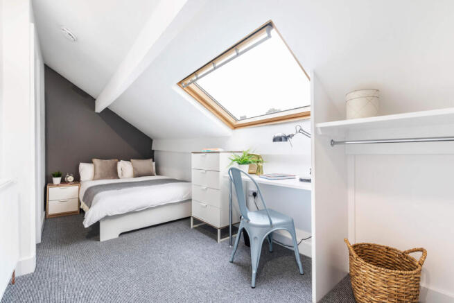 6 bed House to rent Image 10