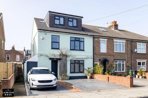 Crofton Road, Southsea, PO4