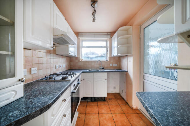 1408110-9-6983805...