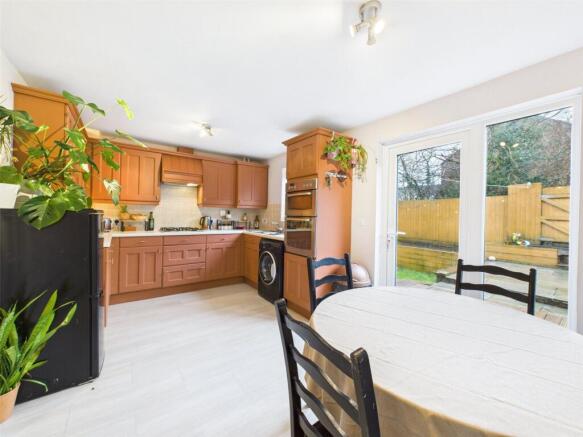 Kitchen / Dining