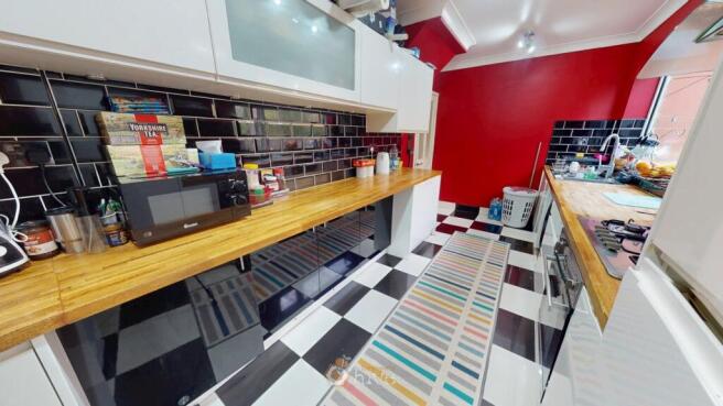 3 bed Terraced for sale Image 5