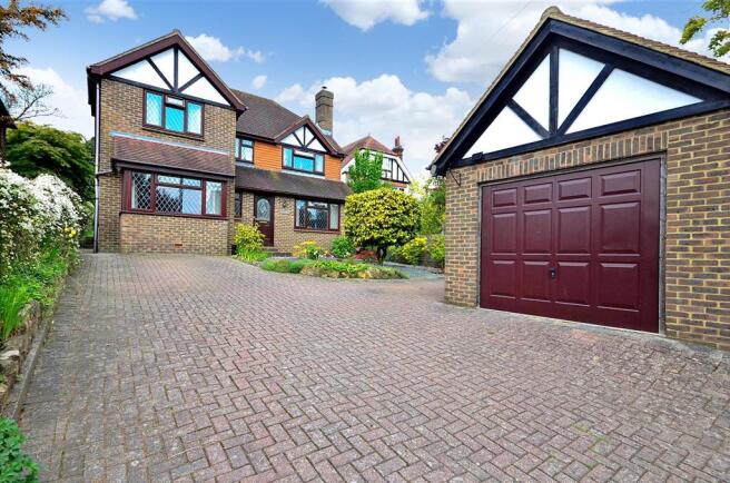 Driveway/Parking