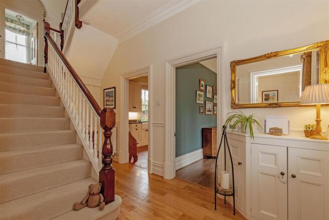 Entrance Hall-1.jpg