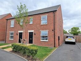 41, Watitune Avenue, Nuneaton CV10 0BF