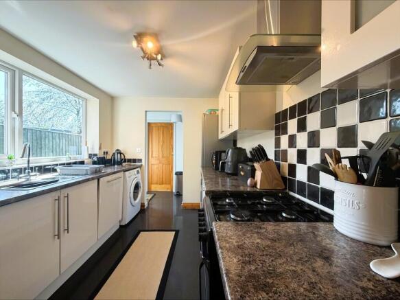 processed-F556525...