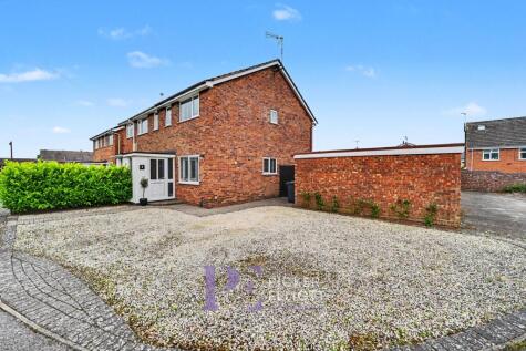 Lilac Close, Burbage, LE10